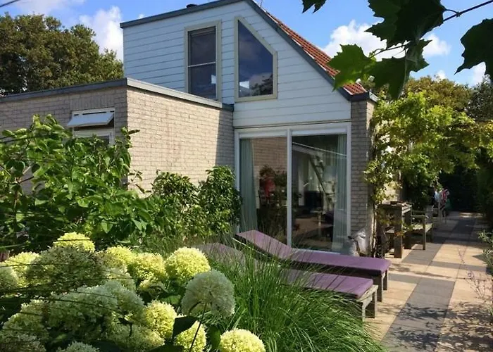 De Kastanje Nyaraló *